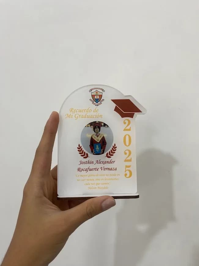 RECUERDO DE GRADUACIÓN DE 12 CM view 2