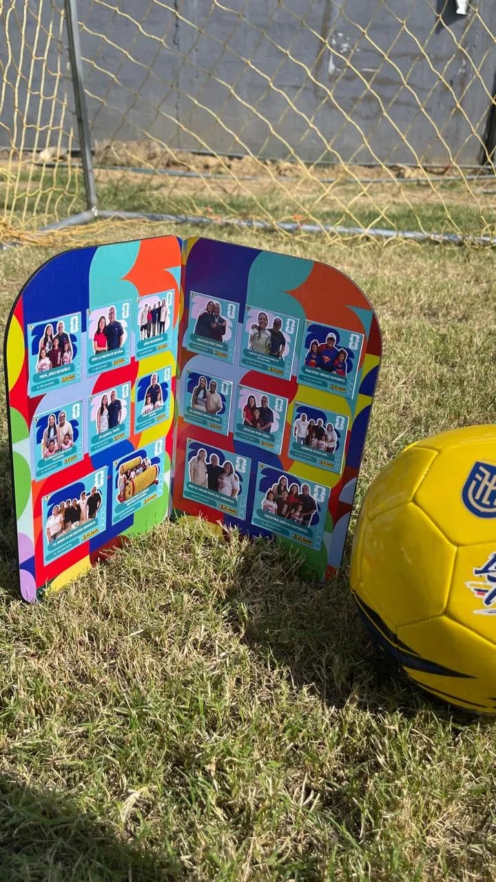 ALBUM + CROMOS